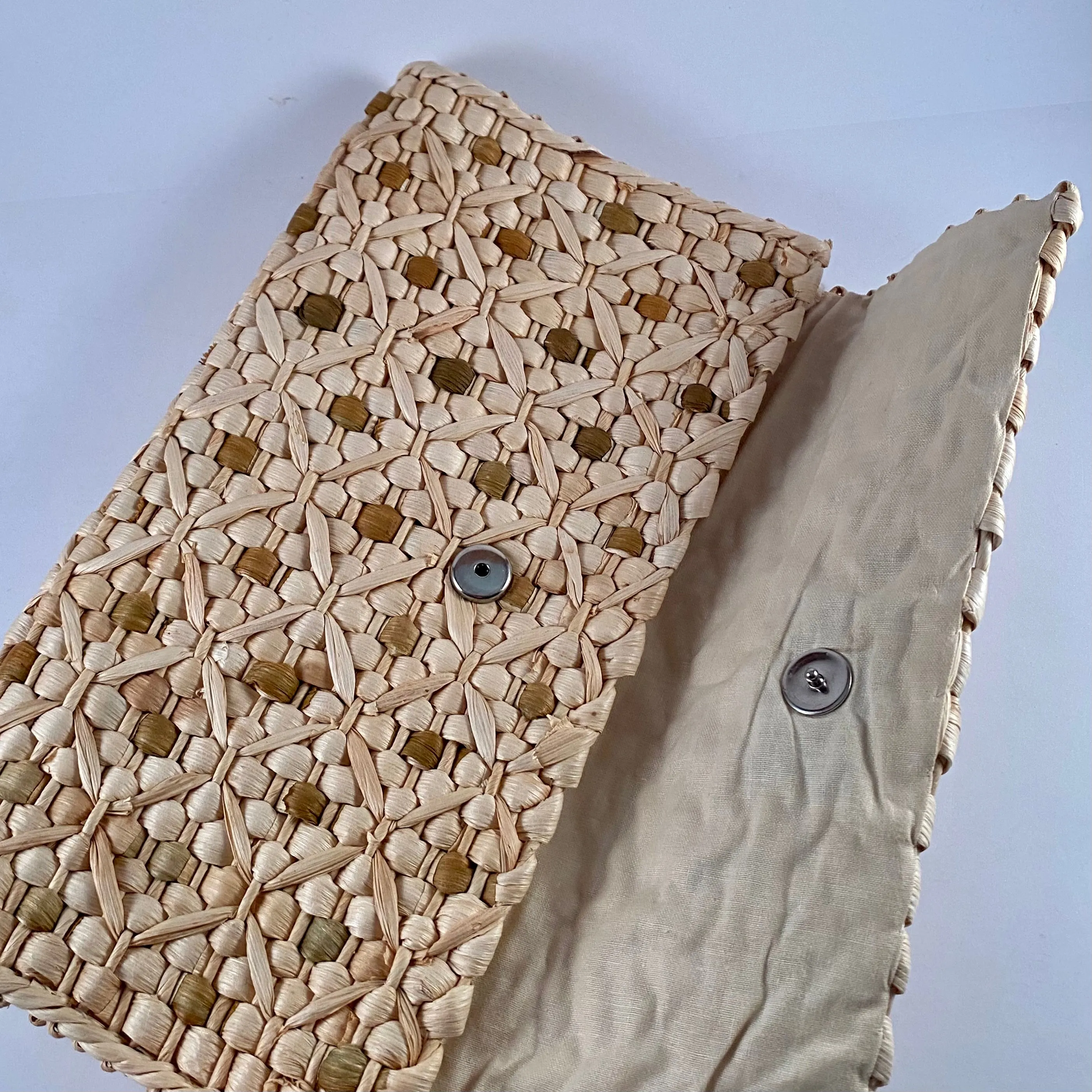 1970s Straw Woven Clutch