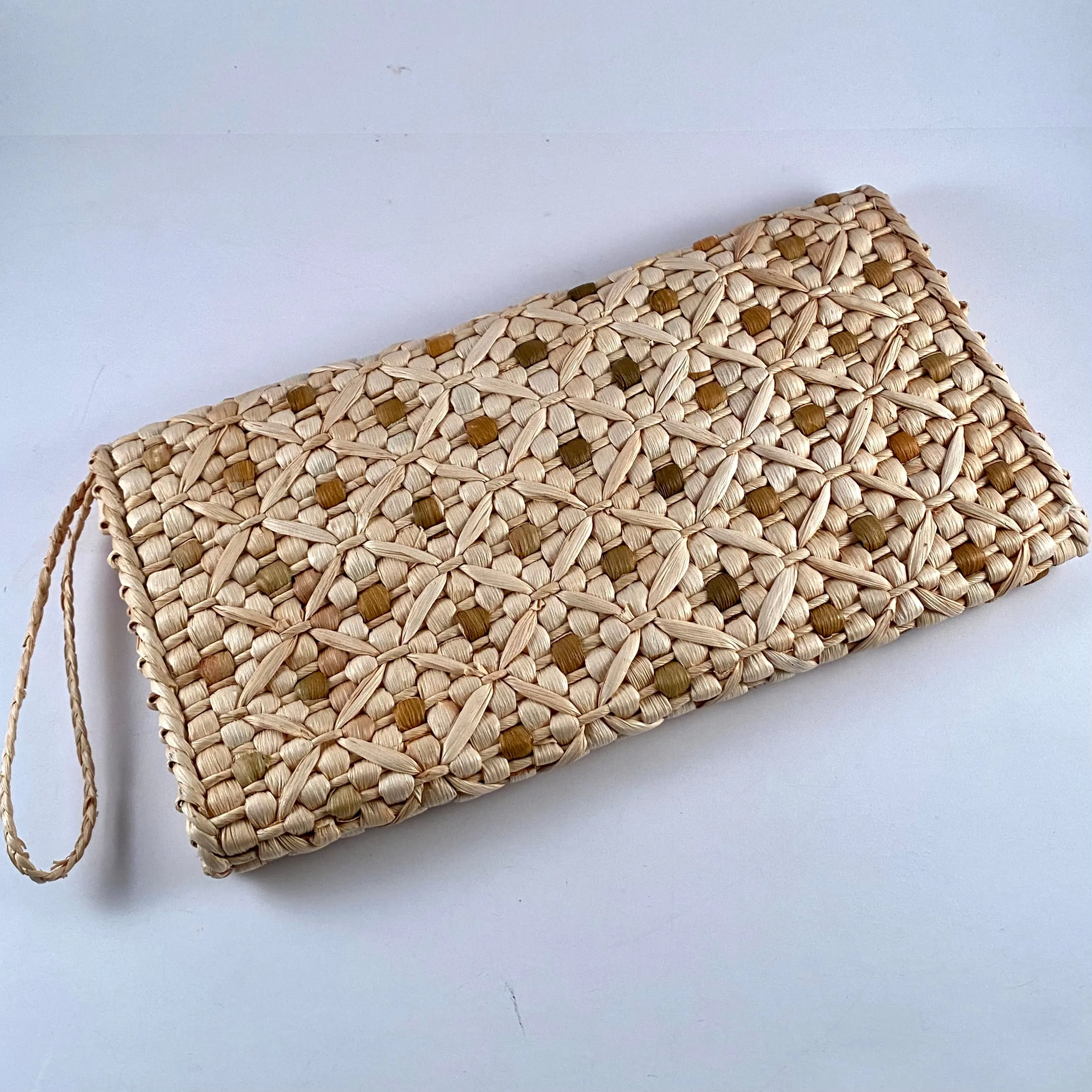 1970s Straw Woven Clutch