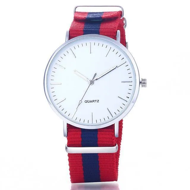 Attractive Quartz Watch with Multi-color Strap