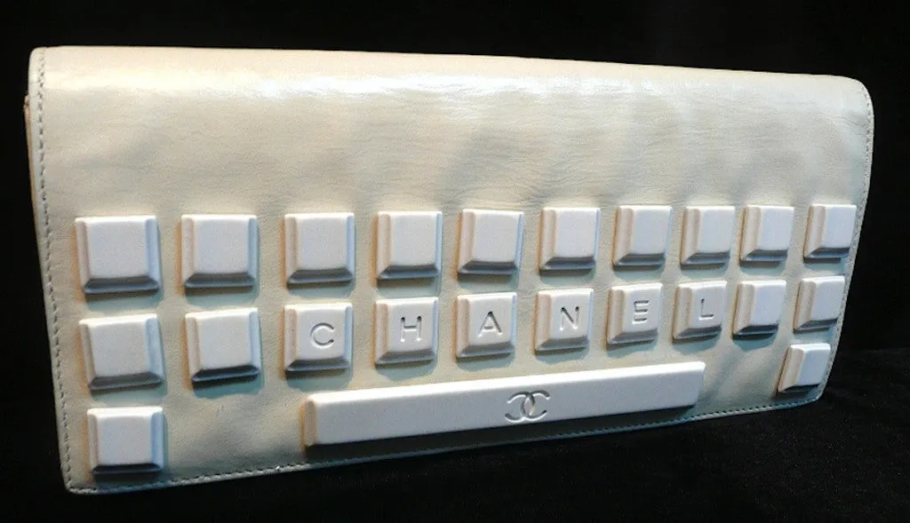 Authentic Chanel ONE OF A KIND HAUTE COUTURE RUNWAY Bone Keyboard Clutch
