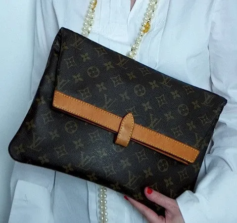 Authentic Louis Vuitton Monogram XL Envelope Clutch