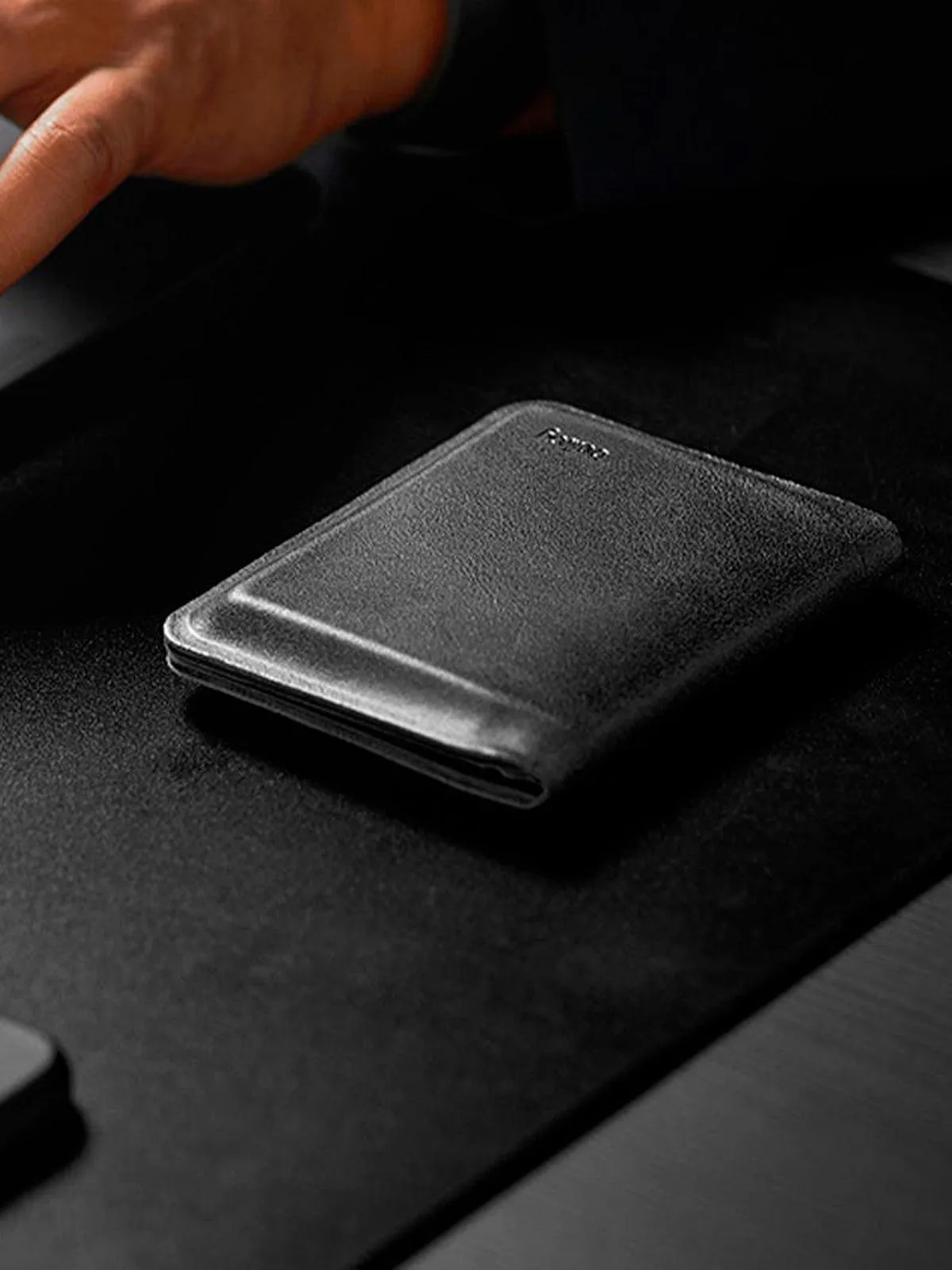 Bellroy APEX Note Sleeve Wallet Raven RFID