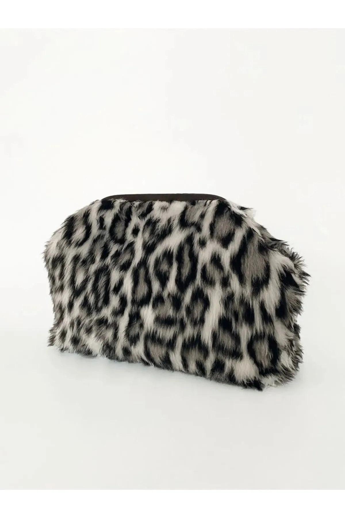 Bold Brown Leopard Print Plush Clutch Handbag