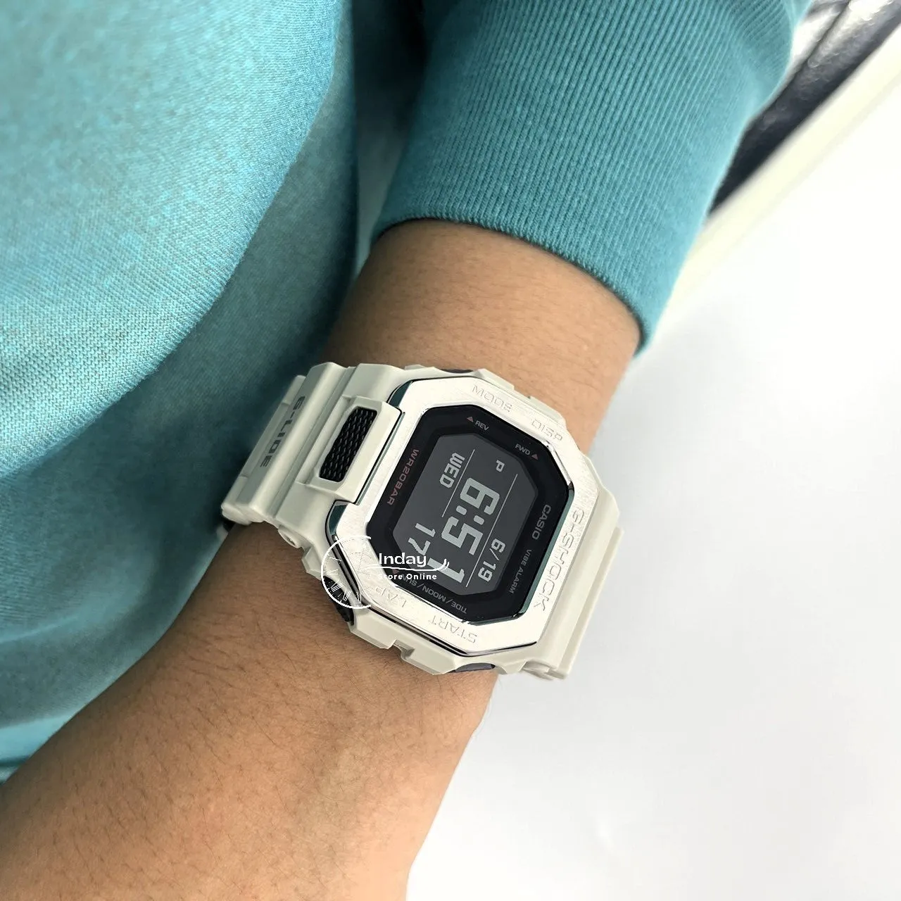 Casio G-Shock G-Lide Men's Watch GBX-100-8 Shock Resistant Mineral Glass Mobile Link Bluetooth