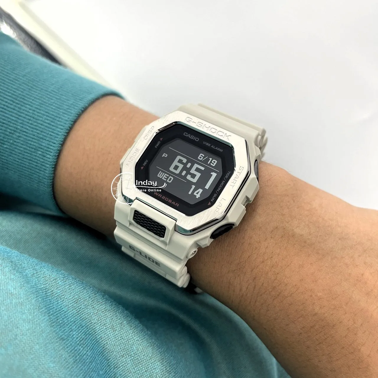 Casio G-Shock G-Lide Men's Watch GBX-100-8 Shock Resistant Mineral Glass Mobile Link Bluetooth