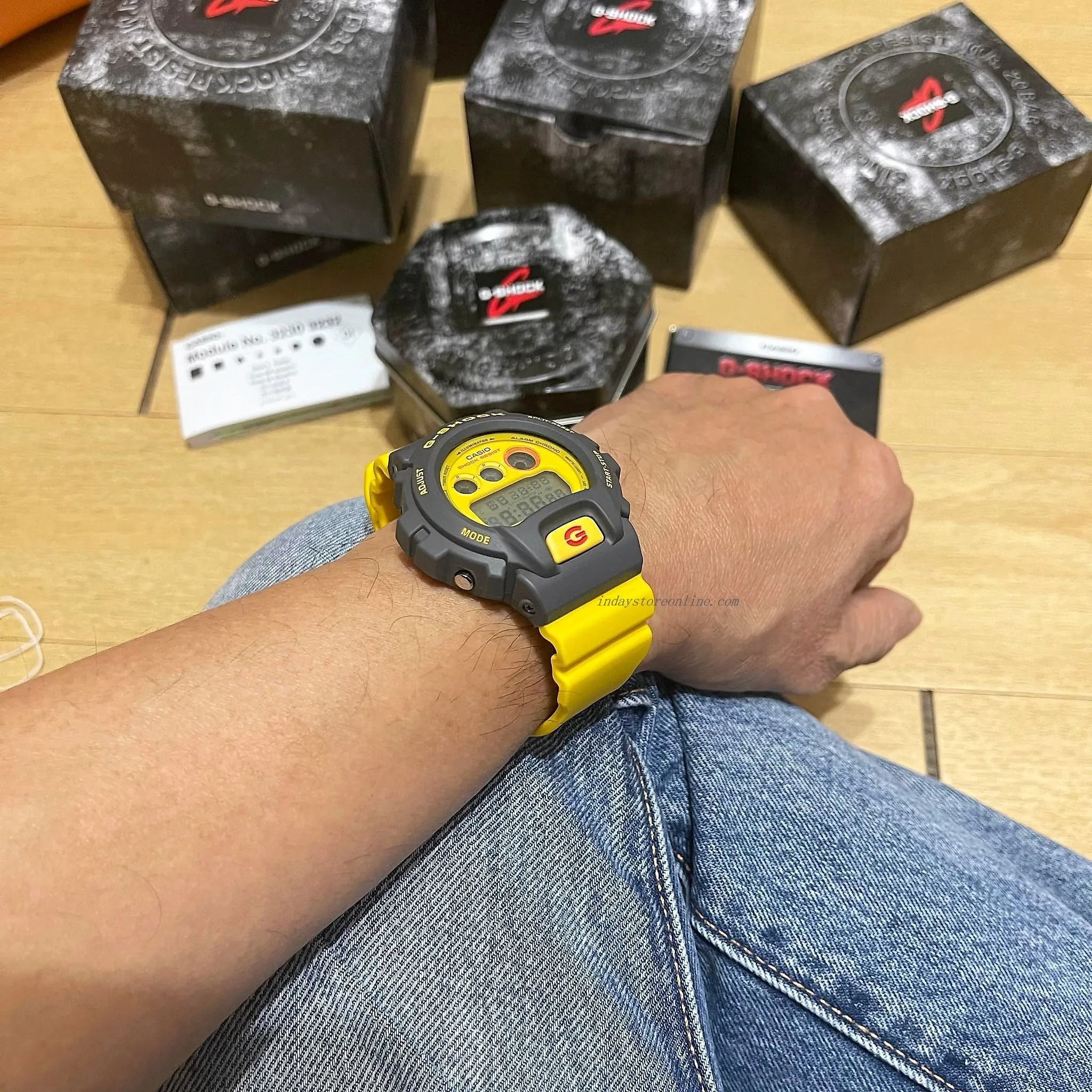 Casio G-Shock Men's Watch DW-6900Y-9 Digital 6900 Series 90s Sport Watch Series