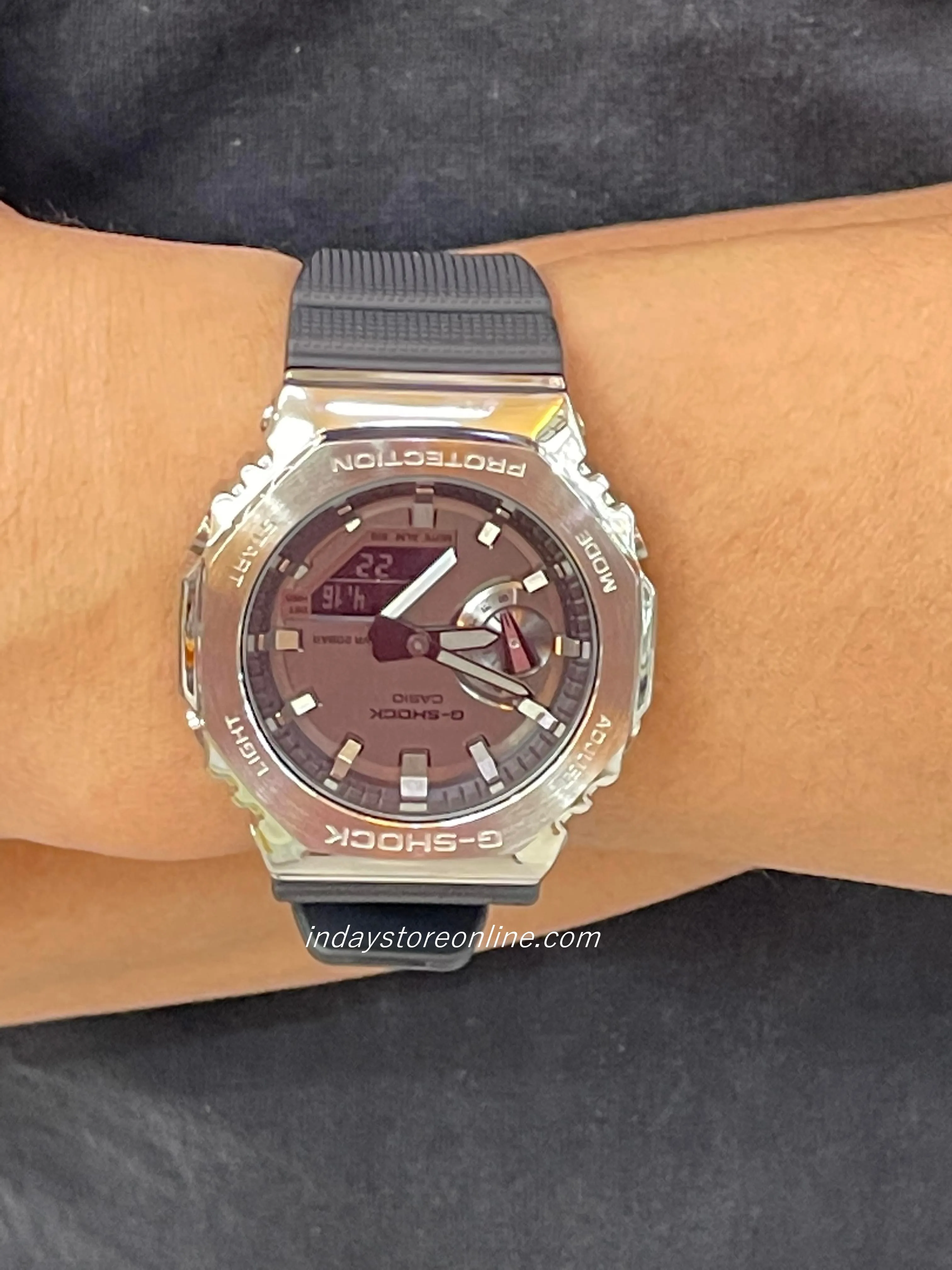 Casio G-Shock Men's Watch GM-2100-1A Analog-Digital GM-2100 Series Resin Band Neobrite Shock Resistant Mineral Glass