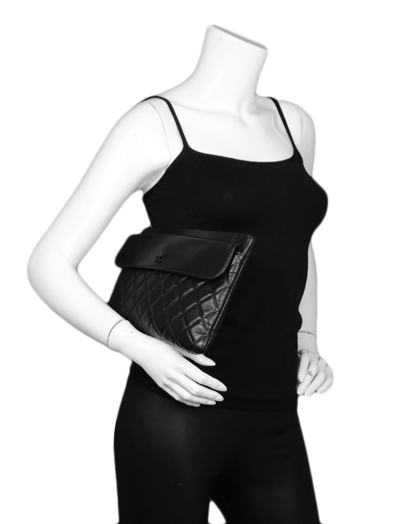 Chanel SO Black Lambskin Quilted Pouch