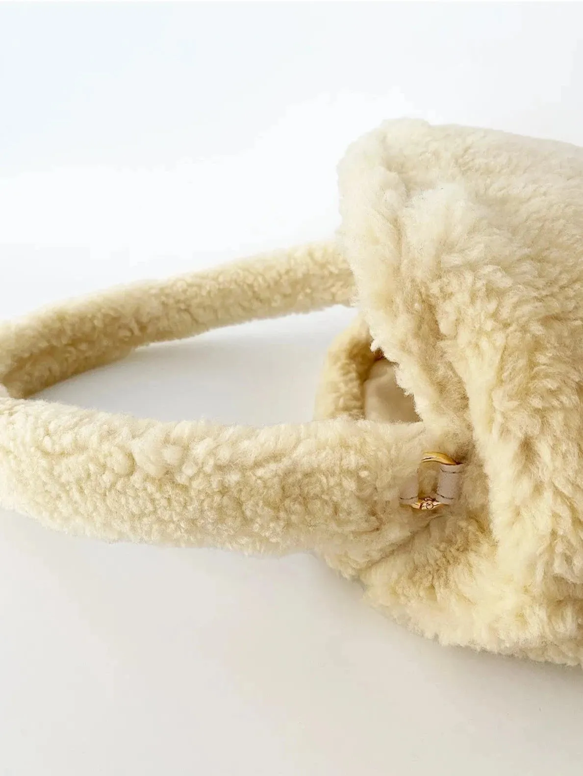 Cream Pelush Bag