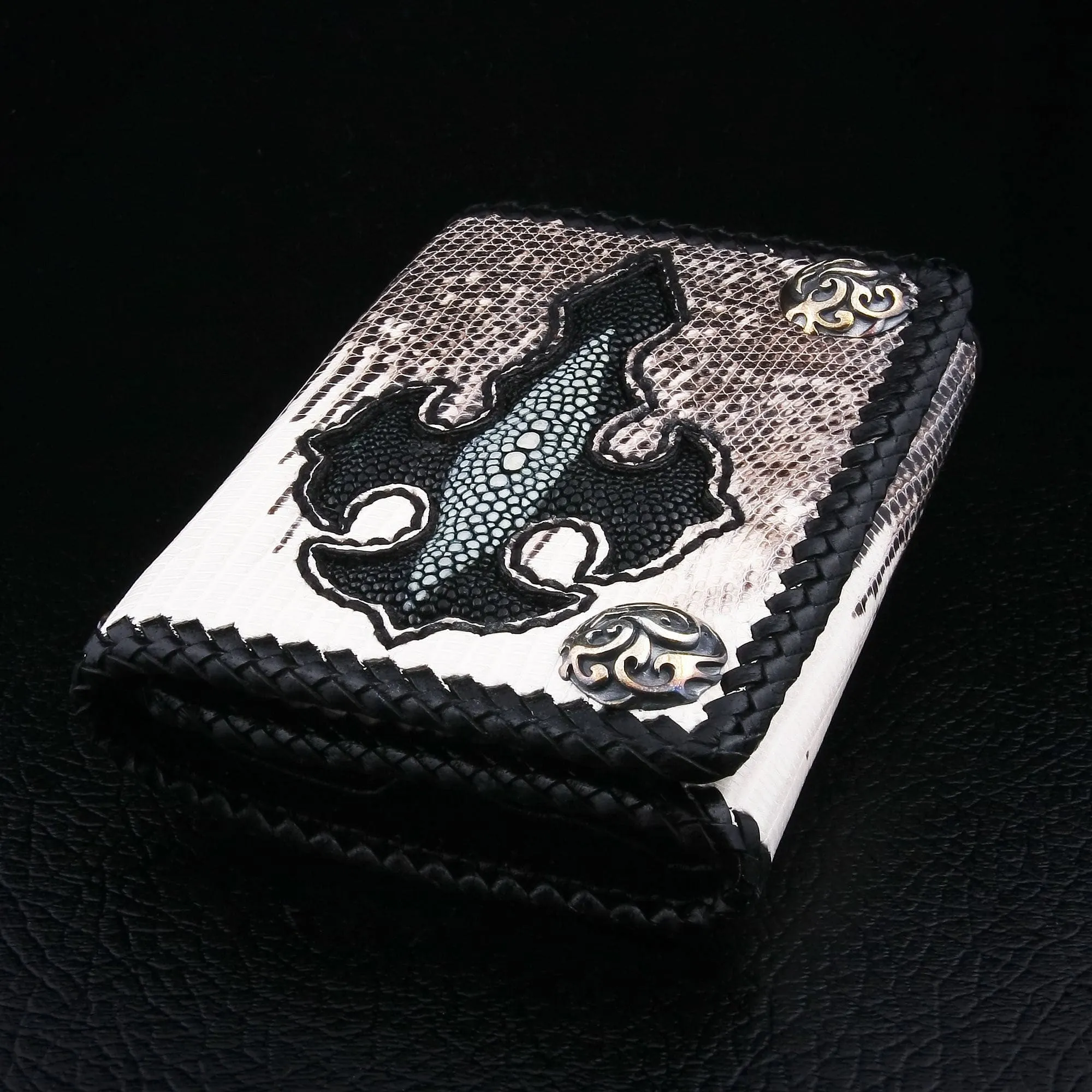 Cross Lizard Leather Chain Wallet
