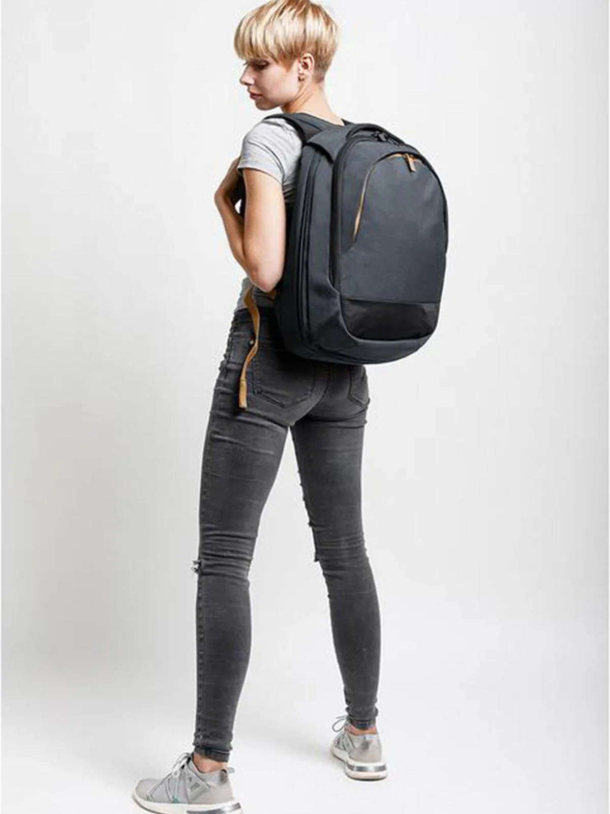 Crumpler Mantra Backpack Black 15 Inch
