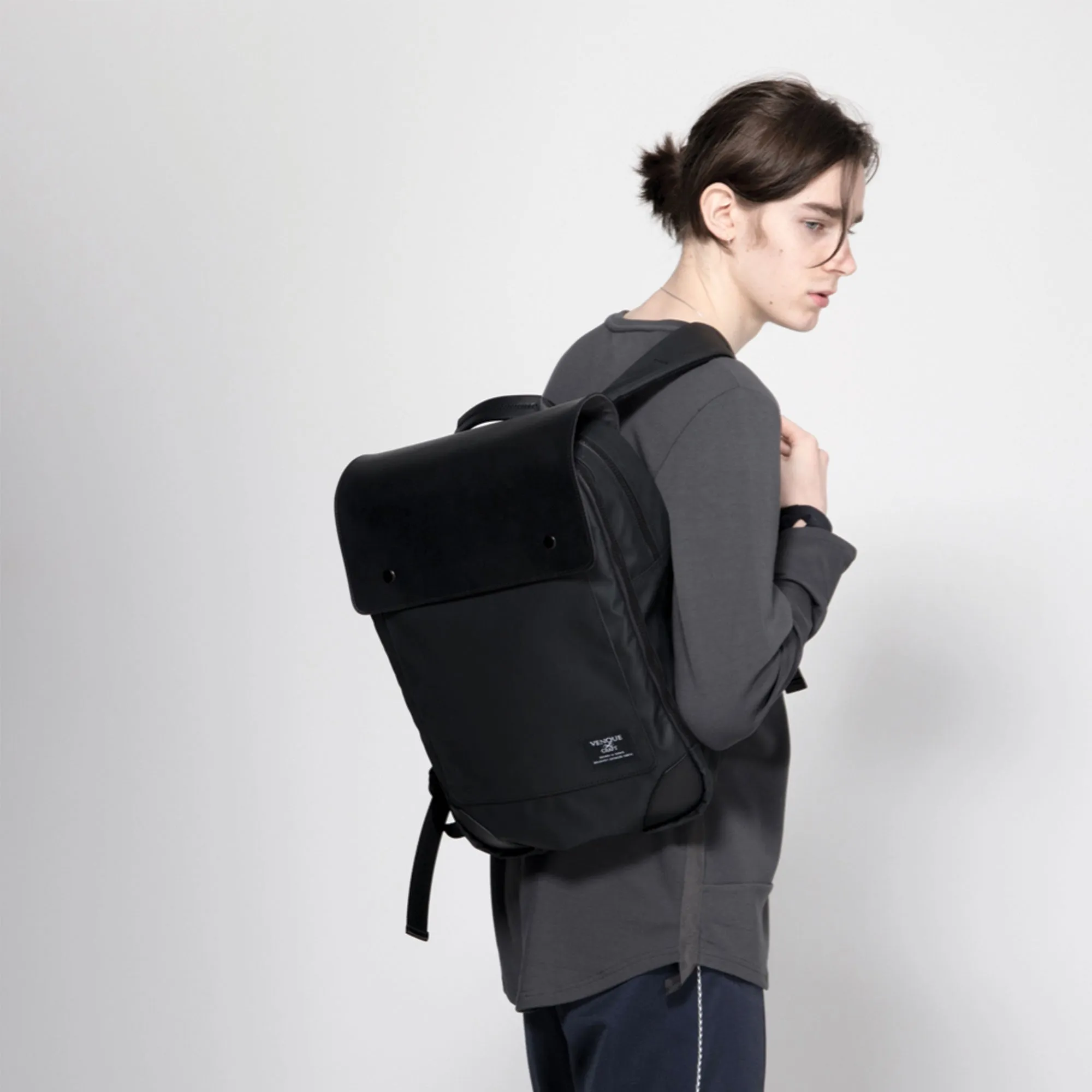 FLATSQUARE BACKPACK 20L