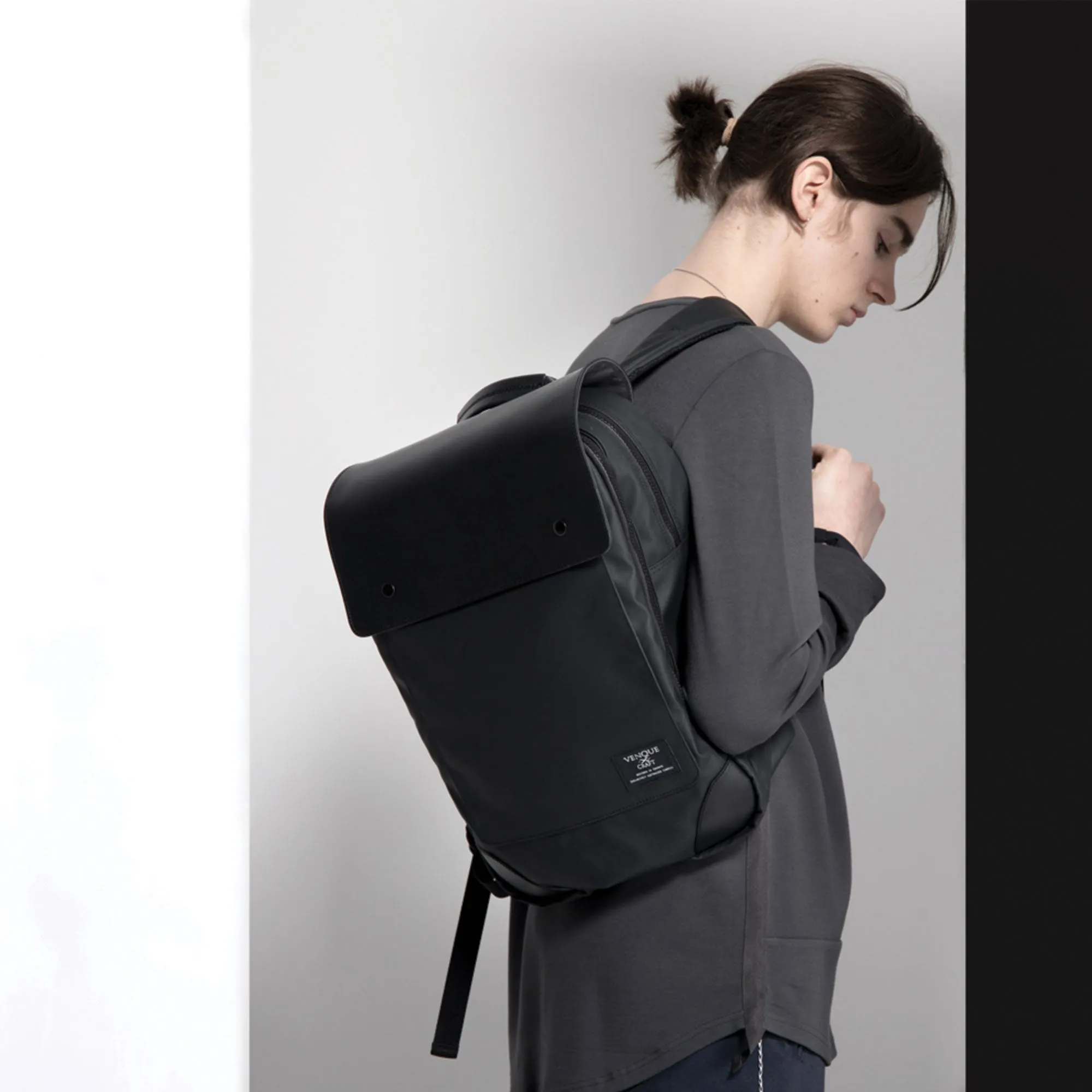 FLATSQUARE BACKPACK 20L