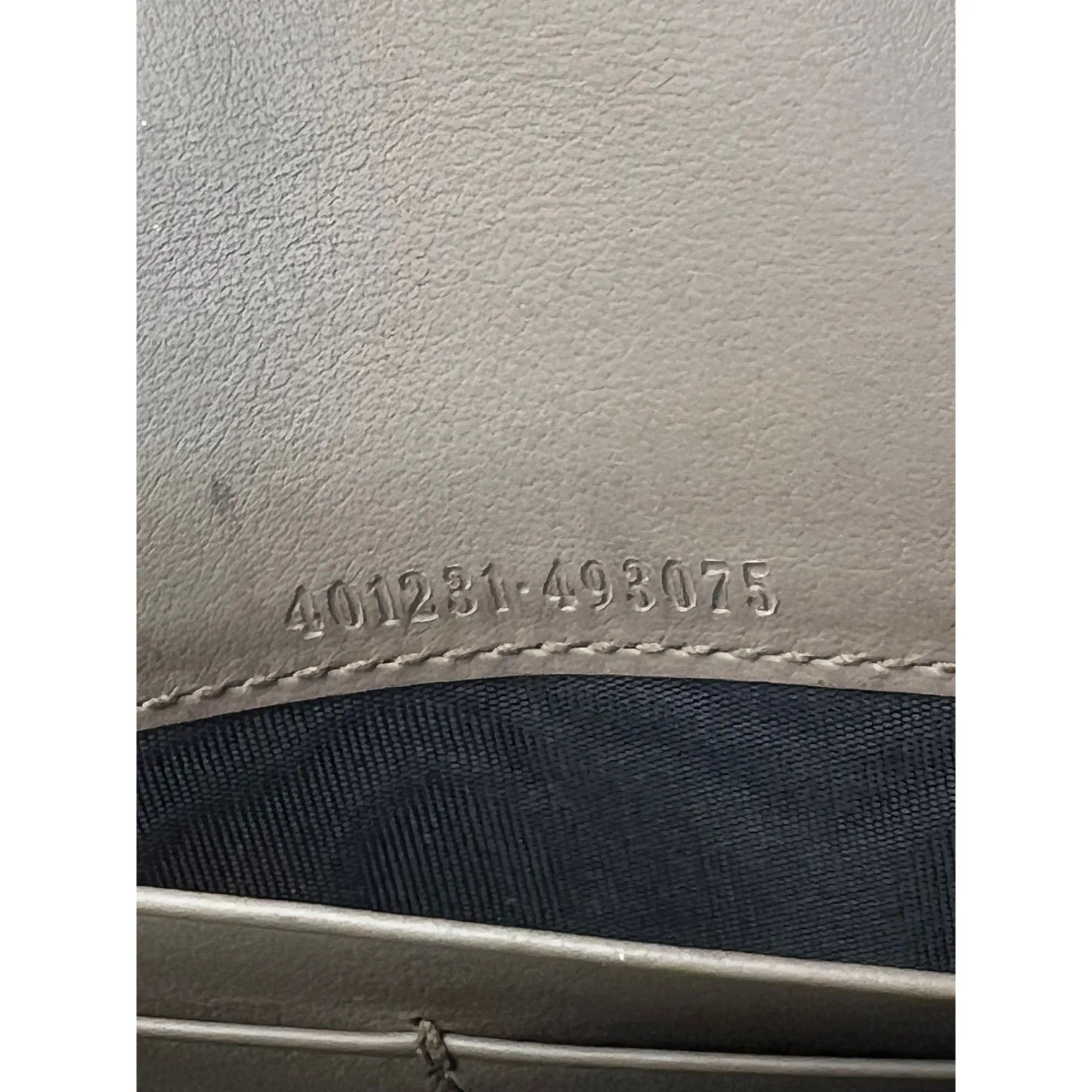 Gucci Dionysus GG Supreme Chain Wallet Clutch Bag