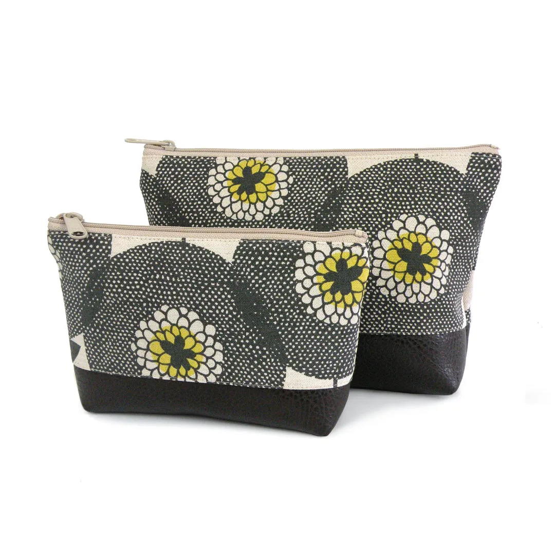 Large Cosmetic Clutch in Flowerfields