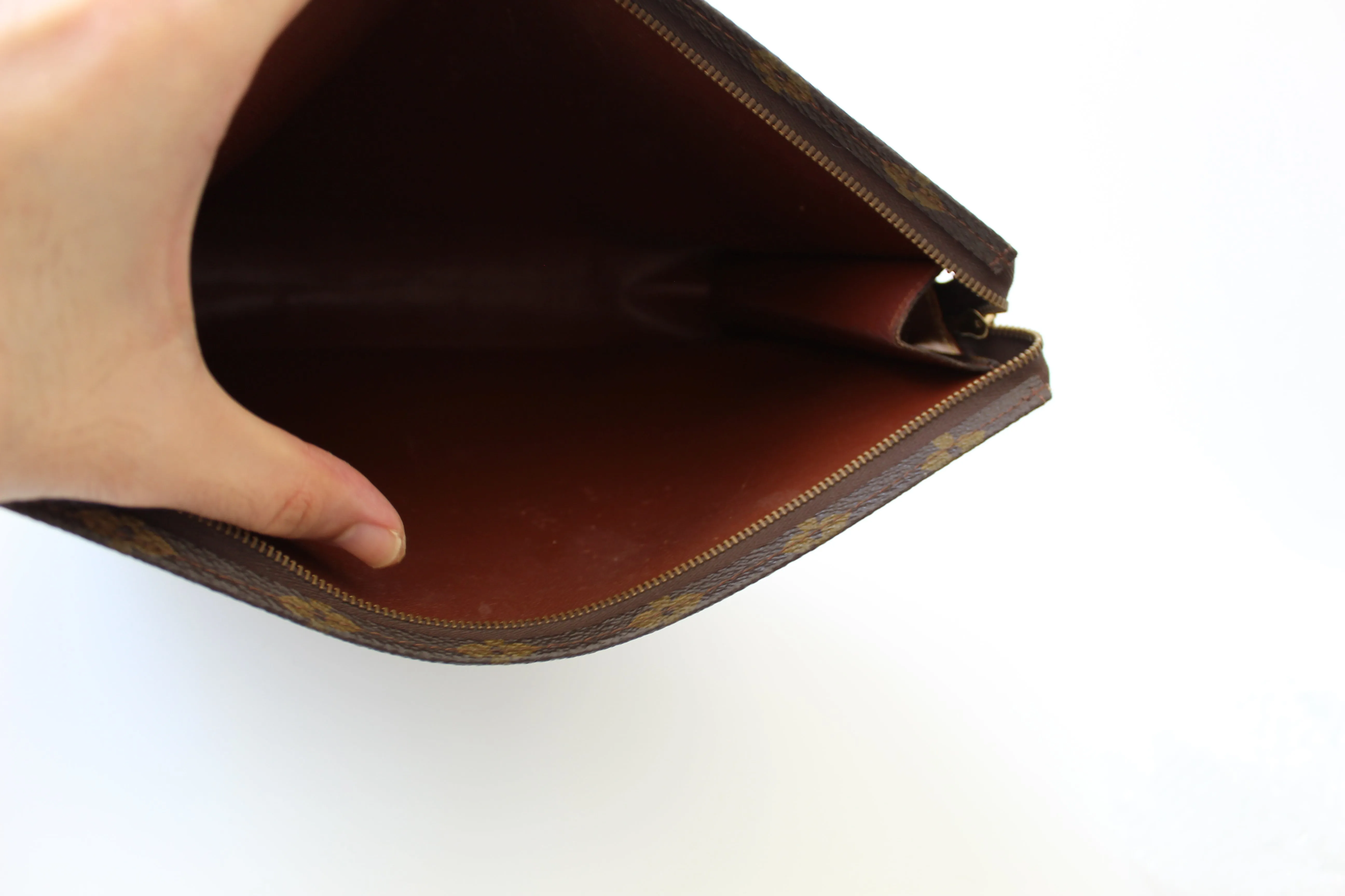 Louis Vuitton Clutch 26 Pouch