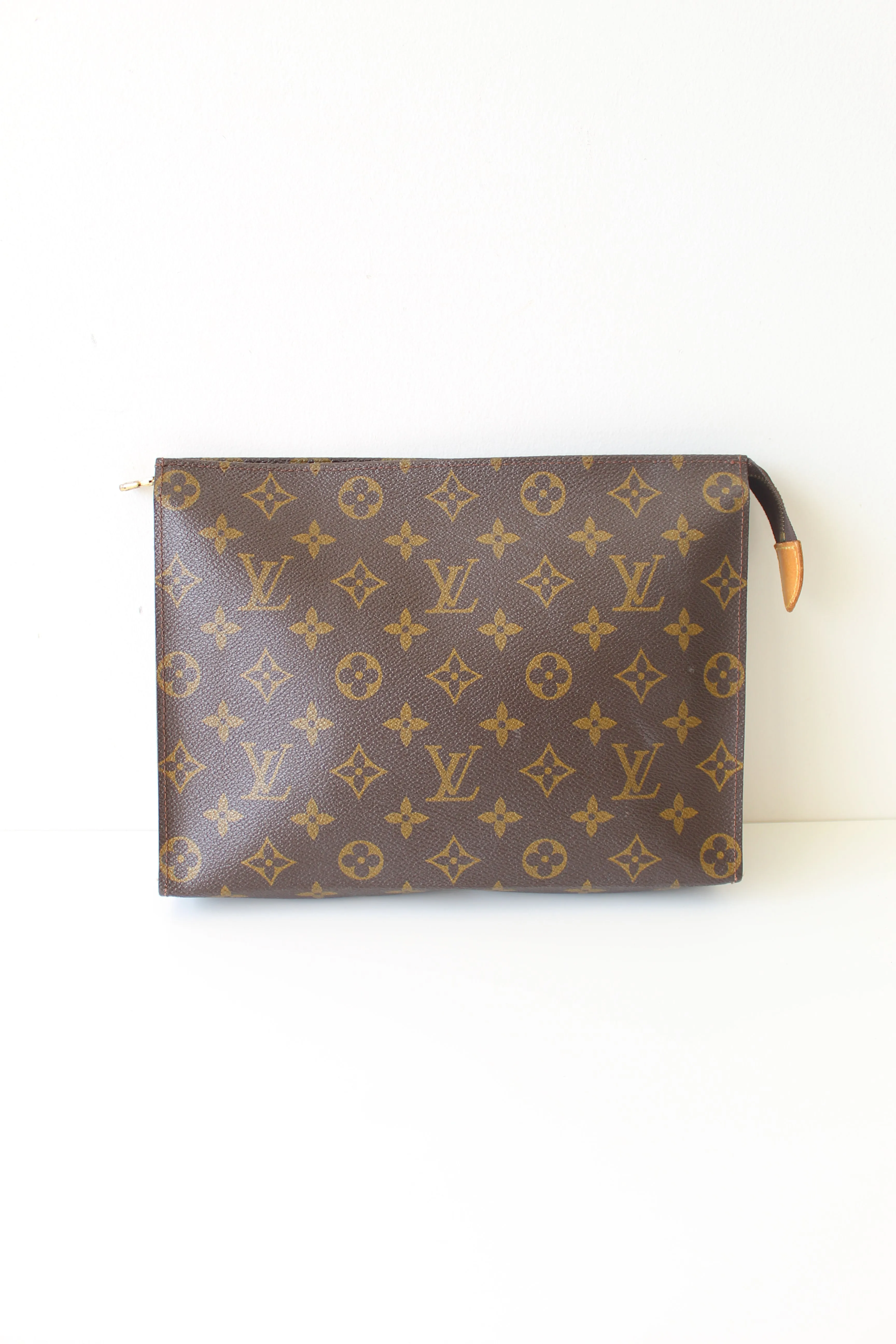 Louis Vuitton Clutch 26 Pouch