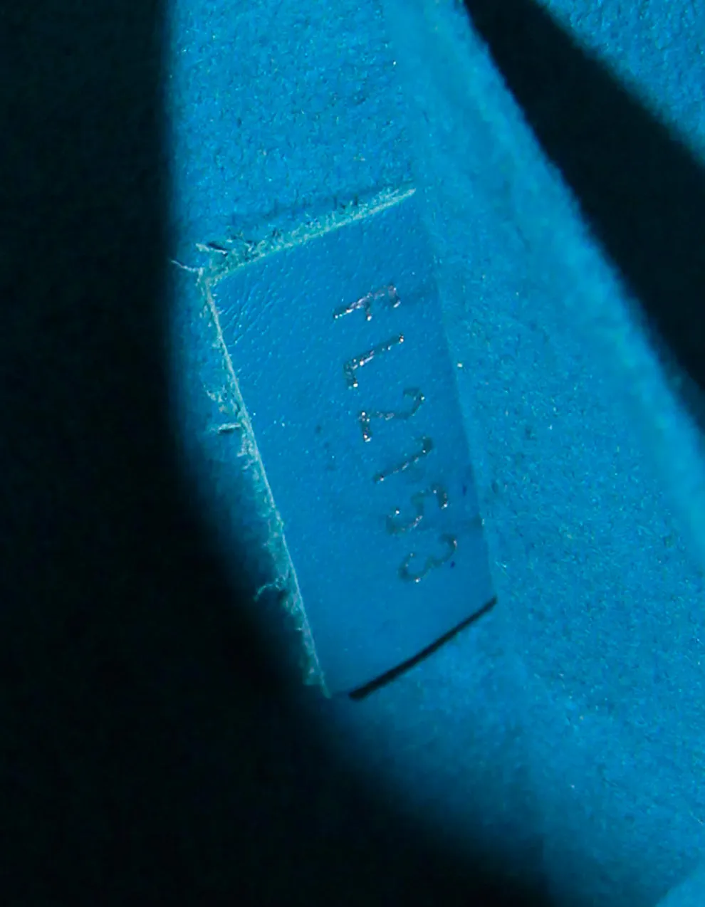 Louis Vuitton Cyan Neverfull Pochette Wristlet Bag