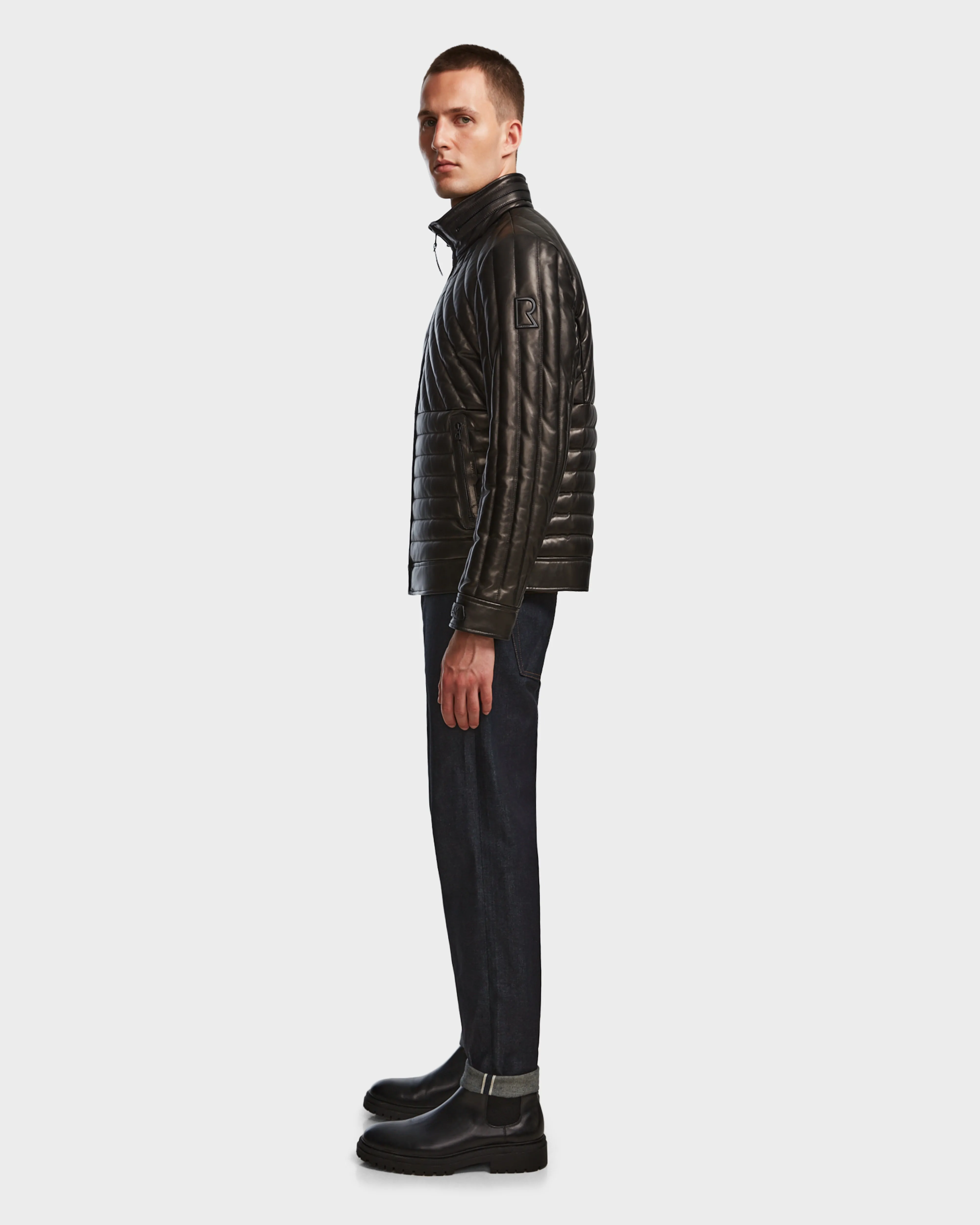 THOM - 6124594 Black