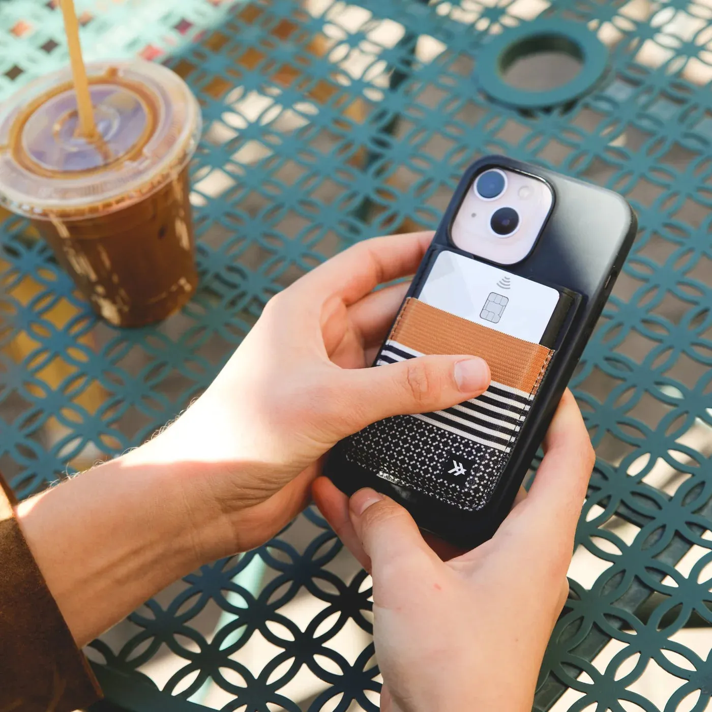 Thread® Magnetic Wallet