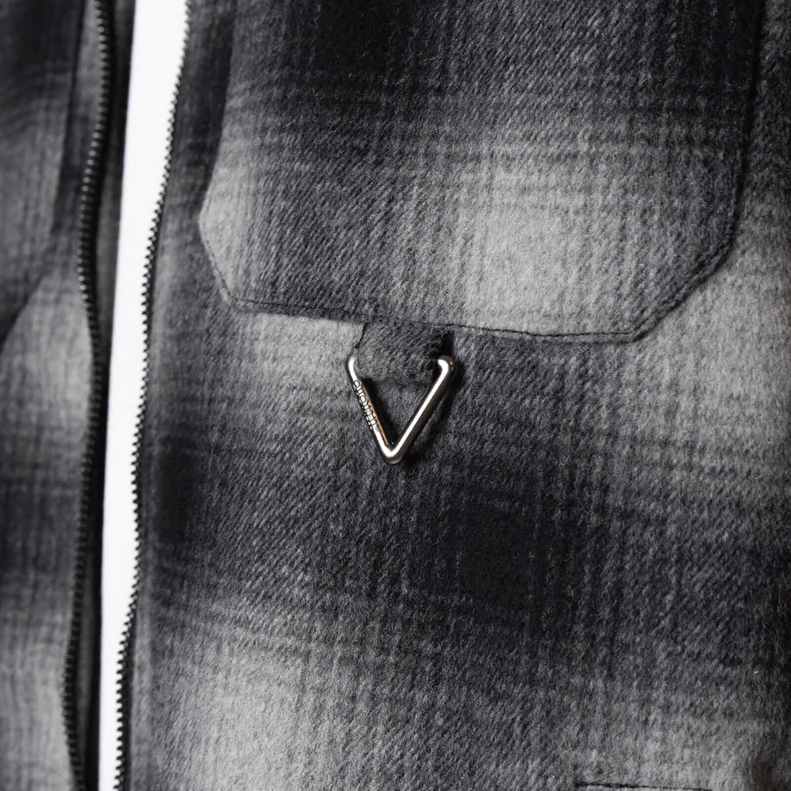 VALOR QUILTED JACKET | BLACK/WHITE