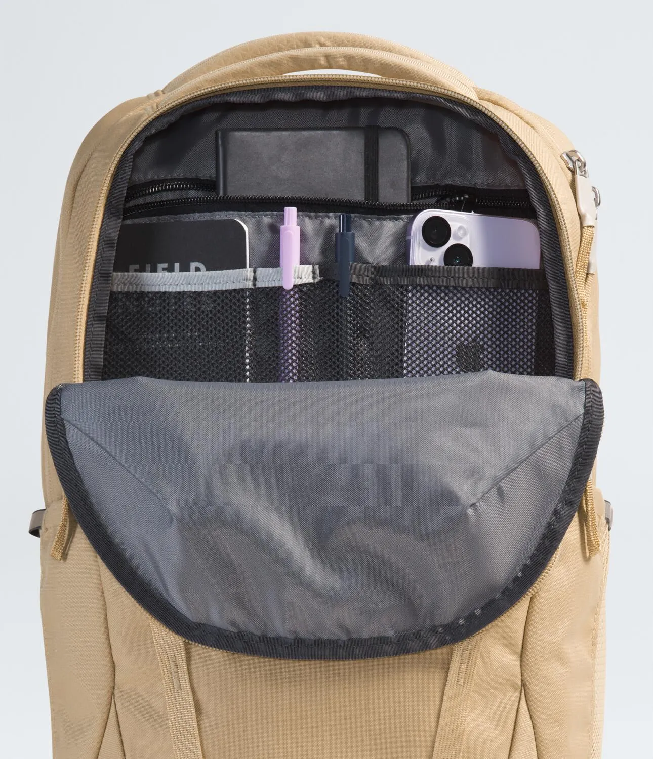 Vault 26 Backpack (Women's) - NF0A3VY3 - Past Season